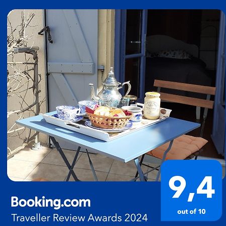 Hotel Les Volets Bleus Charlieu Exterior foto